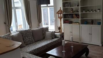 TV, books, stereo