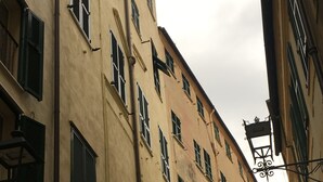 Esterni