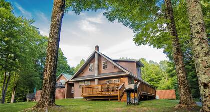 Adirondack Lodging, Deck w/ Lake Views & Access to Lake, Paddle Boards, Fire Pit