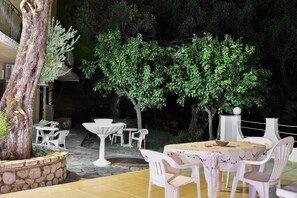 Garden - Corfu Room Apartments With big Parking Area (Corfu)