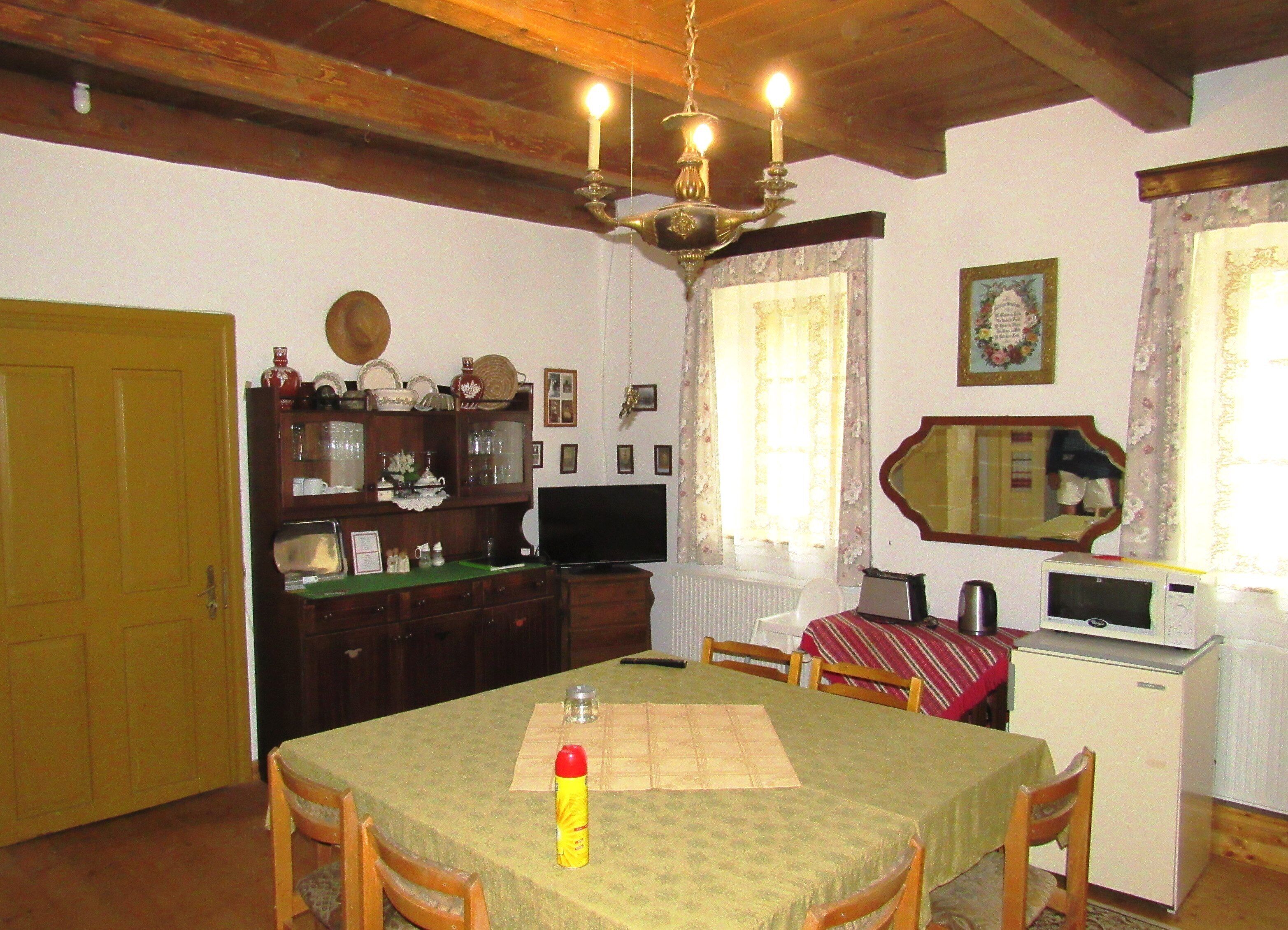 Room, 1 Bedroom, Smoking, Private Pool | Living room