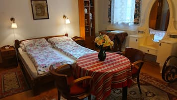 Room, 1 Bedroom, Smoking, Private Pool | 1 bedroom