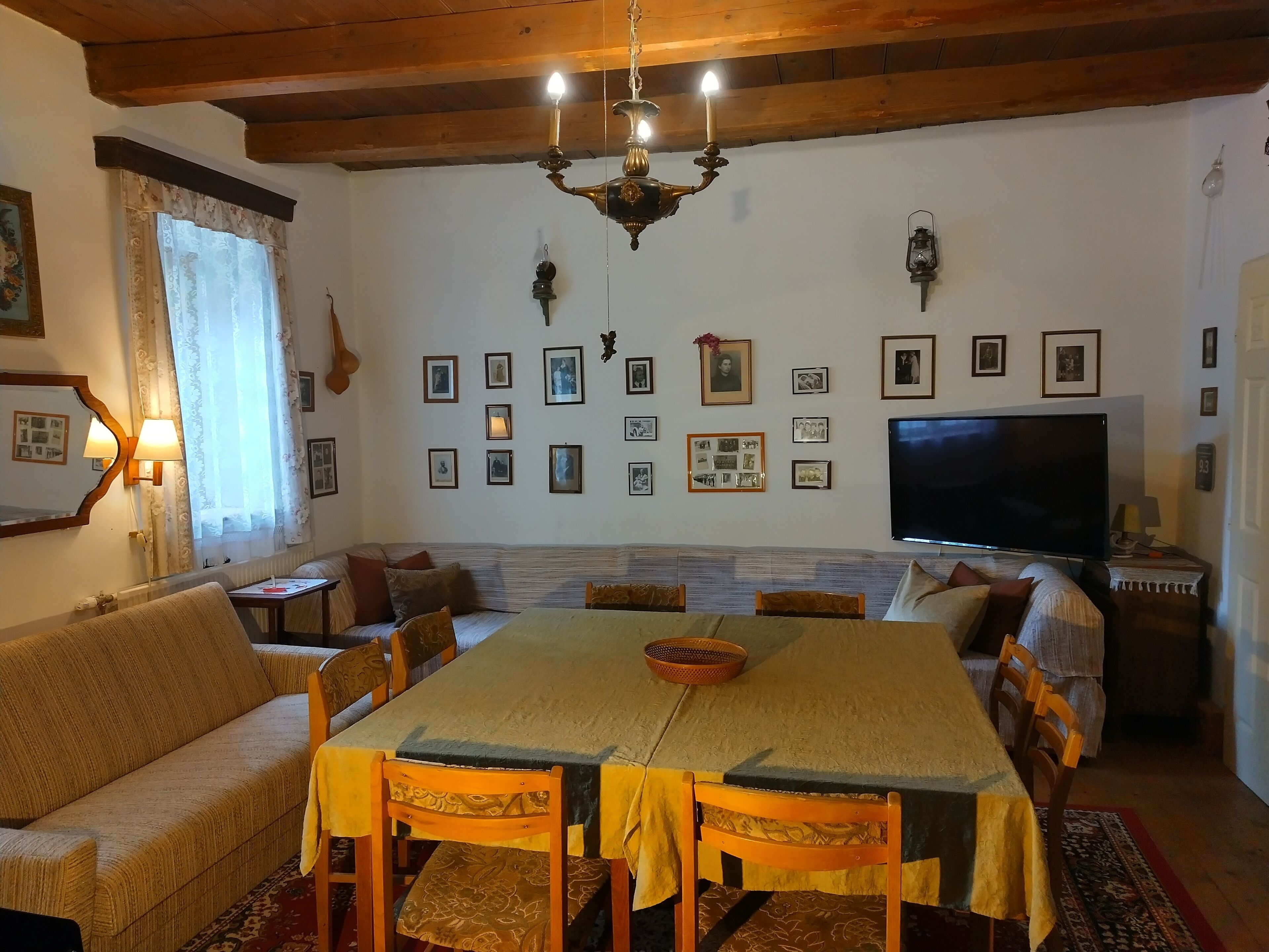 Room, 1 Bedroom, Smoking, Private Pool | Dining room