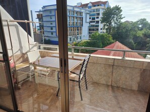 Apartemen, 1 kamar tidur, Boleh Merokok, balkon | Balkon