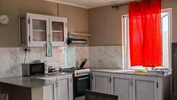 Appartamento, 1 camera da letto, terrazzo, vista oceano | Interni