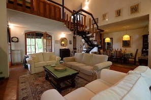 Vila, 5 kamar tidur, perapian | Interior