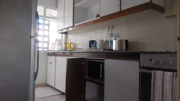 Departamento, 2 habitaciones, balcón, vista a la ciudad | Interior