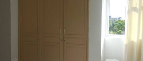 Apartamento, 2 habitaciones, balcón, vistas a la ciudad | 2 dormitorios