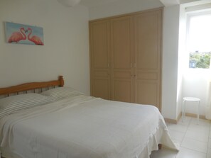 Apartment, 2 Bedrooms, Balcony, City View