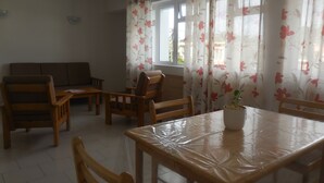 Apartment, 2 Bedrooms, Balcony, City View | Living room - La Péninsule - Town Apartment in Curepipe 2 (Curepipe)