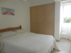 Apartment, 2 Bedrooms, Balcony, City View - La Péninsule - Town Apartment in Curepipe 2 (Curepipe)