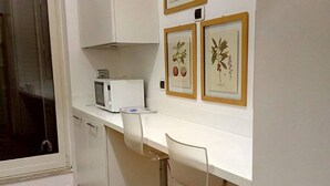 Private kitchen - Sanpietro Vaticano Bambingesu Penthouse View Dome (Rome)