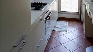 Private kitchen - Sanpietro Vaticano Bambingesu Penthouse View Dome (Rome)