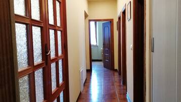 Apartment, 3 Bedrooms, Smoking, Balcony | Interior