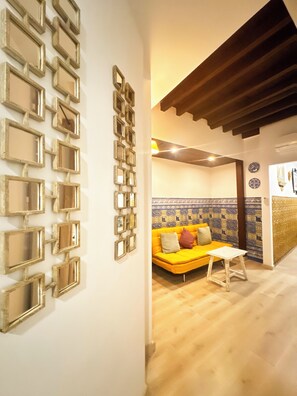 Traditional Apartment | Living area | 32-inch plasma TV with satellite channels, TV
