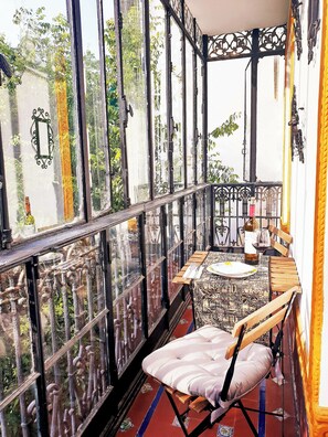 Departamento Deluxe, 1 habitación, vista a la ciudad | Terraza o patio