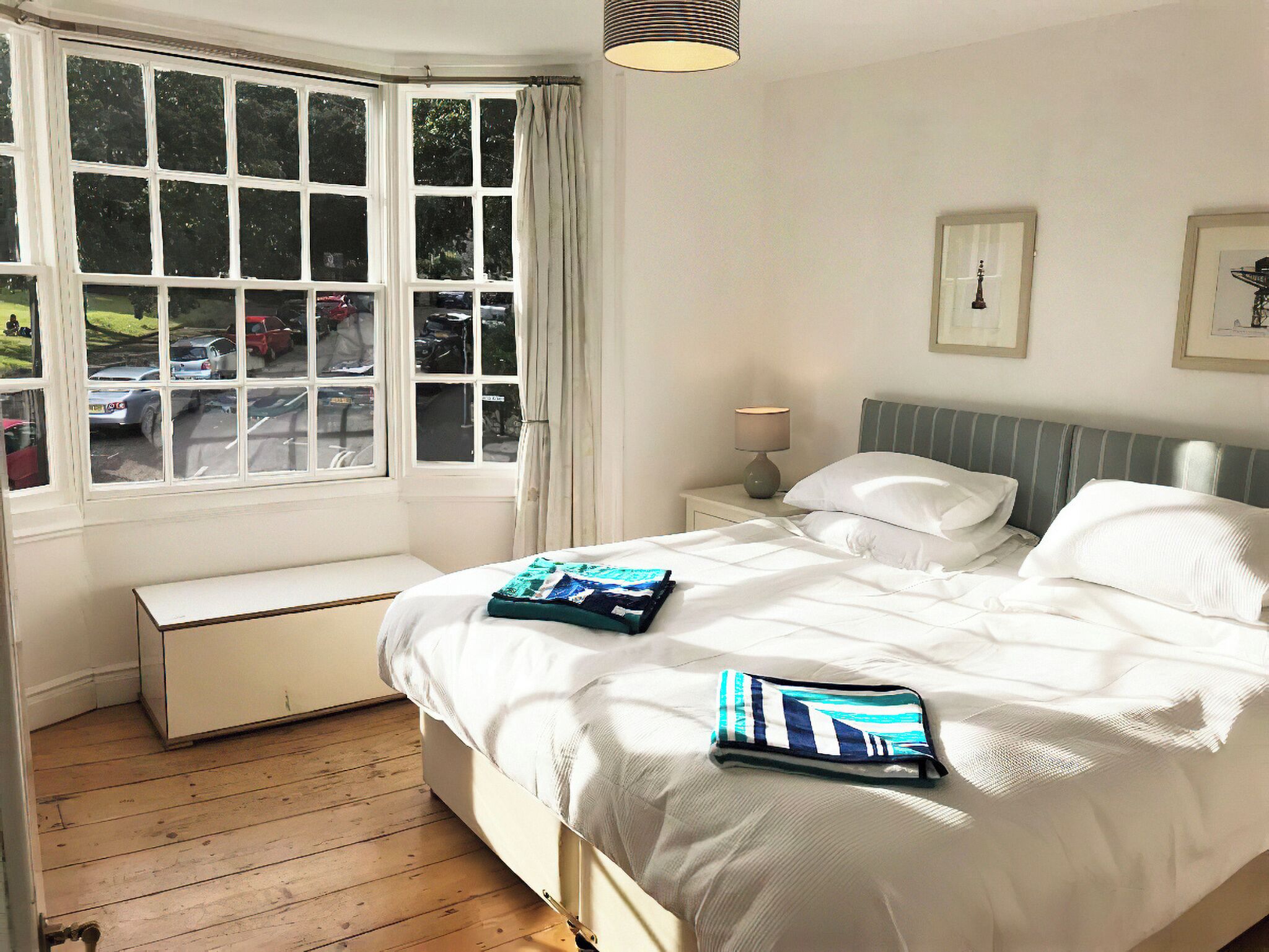 5 bedrooms, free WiFi, bed sheets