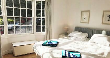 5 bedroom accommodation in Cowes