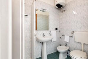 Lägenhet Standard - 1 sovrum (Bilo 1) | Badrum | Dusch