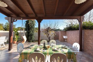 Standard Apartment, 2 Bedrooms, Ground Floor | Terrace/patio - Villa Rosy (Maruggio)