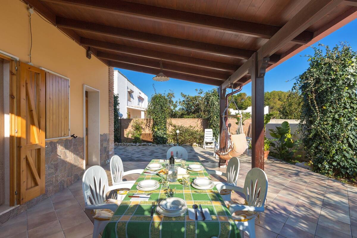 Apartamento estándar, 2 habitaciones, planta baja | Terraza o patio