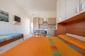 Standard-Studio (Mono)