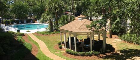 Ulkouima-allas, lämmitetty uima-allas