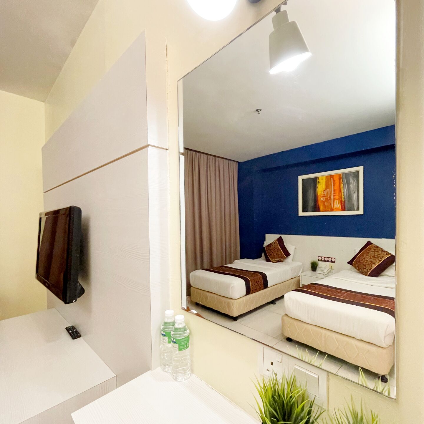 Photo - ESQ Shamelin Hotel