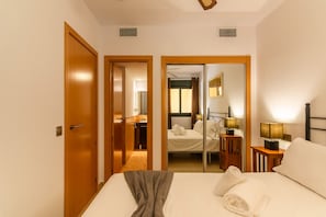 2 camere, ferro/asse da stiro, Wi-Fi gratuito, lenzuola