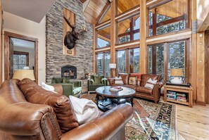 TV, fireplace, video games, ping pong