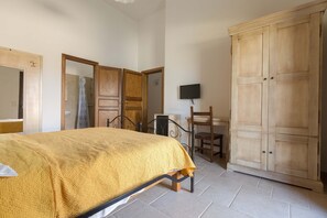 1 bedroom, internet