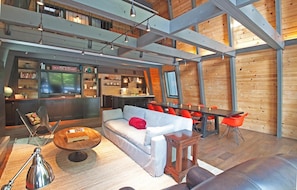 House, Multiple Beds (Aplin Base Camp  * HOT TUB, SAUNA AND) | Living room | TV, fireplace, DVD player - Aplin Base Camp HOT Tub, Sauna AND Game Room (Tahoe City)