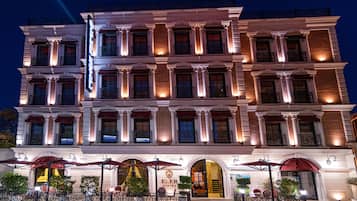 Front of property - evening/night