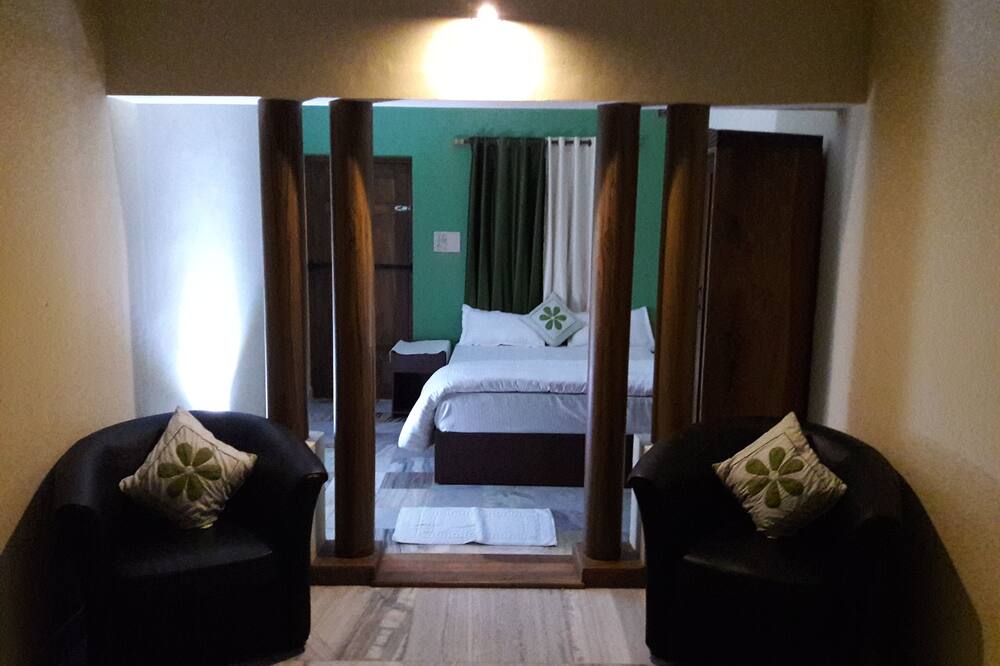 Enjoy The Real \"wayanad Village Home Stay\" Experience - Cherangode