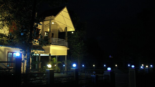 Villa, 4 Bedrooms, Smoking, Balcony | Front of property - 4 Bedroom Villa With Balcony Mountain View (Devikolam)