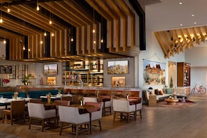 Bar (on property) - Canopy by Hilton Scottsdale Old Town (Scottsdale)