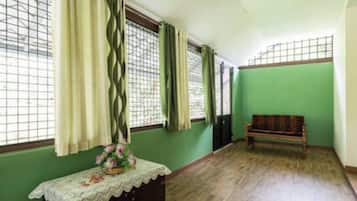 Zimmer, 1 Schlafzimmer, Balkon | Innenbereich