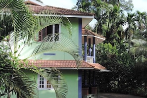 Kamar, 1 kamar tidur, perapian, pemandangan kebun | Eksterior