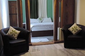 Kamar, 1 kamar tidur, perapian, pemandangan kebun | Ruang keluarga