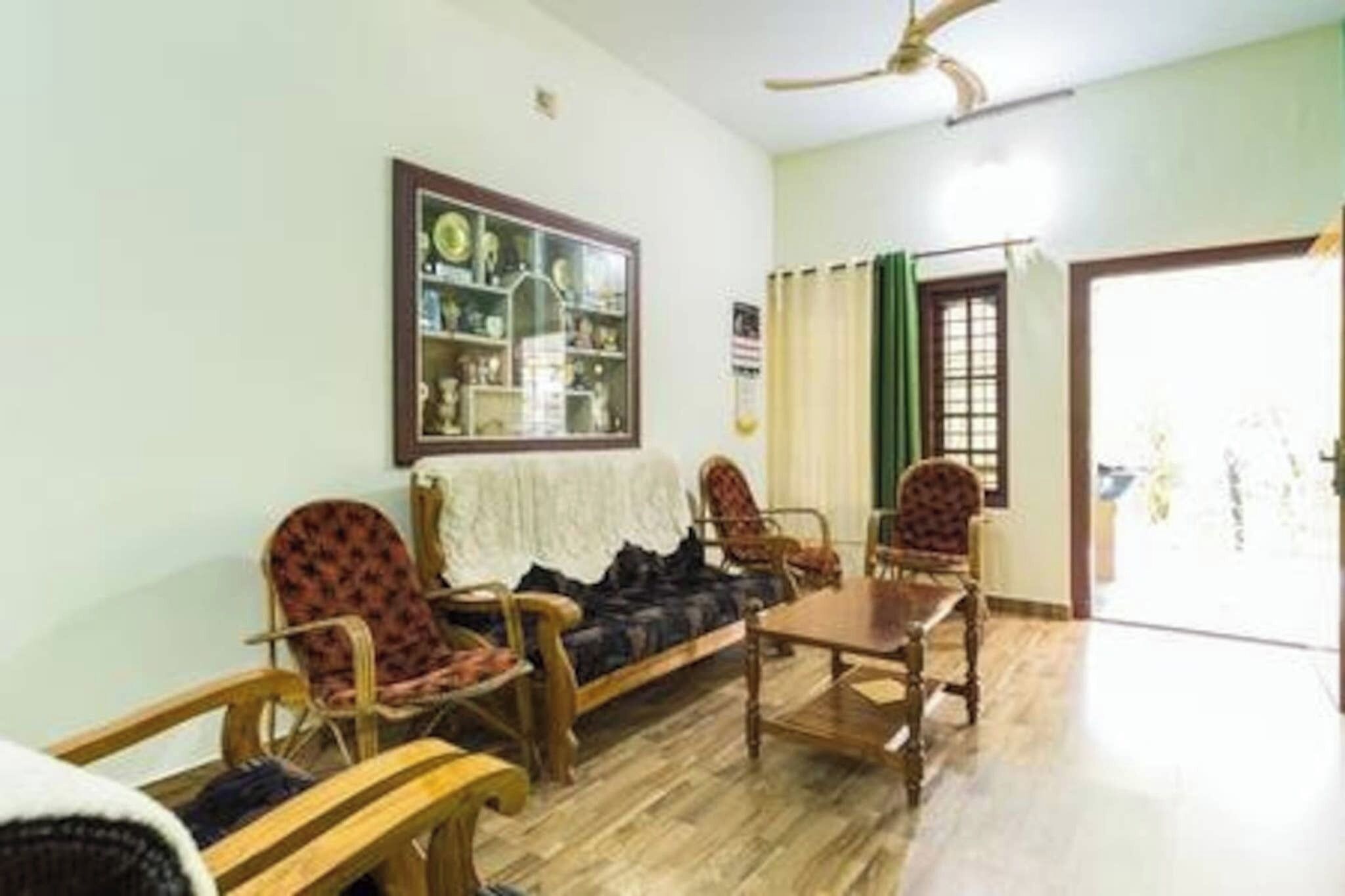 Room, 1 Bedroom, Fireplace, Garden View | Interior