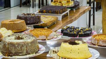 Desayuno buffet incluido todos los días