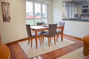 تناول الطعام