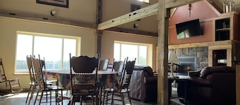 Private Peaceful Country Getaway - Family Friendly - Illinois