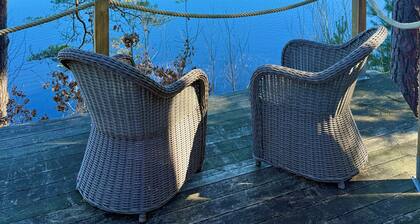 Boende med sjöutsikt!