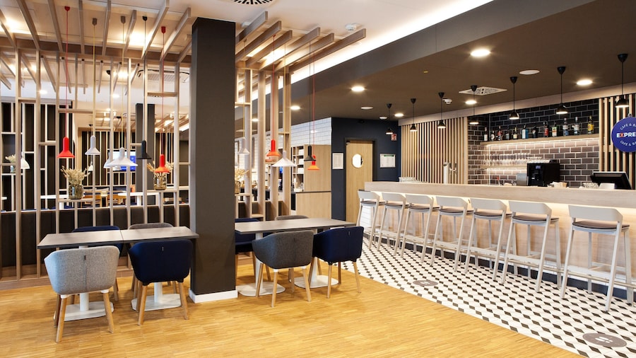 Holiday Inn Express Munich - Olympiapark by IHG