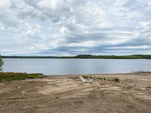 On the beach - Adirondack Lakeside Lodging with Beach Access & Panoramic Lakeview (Cold Brook)
