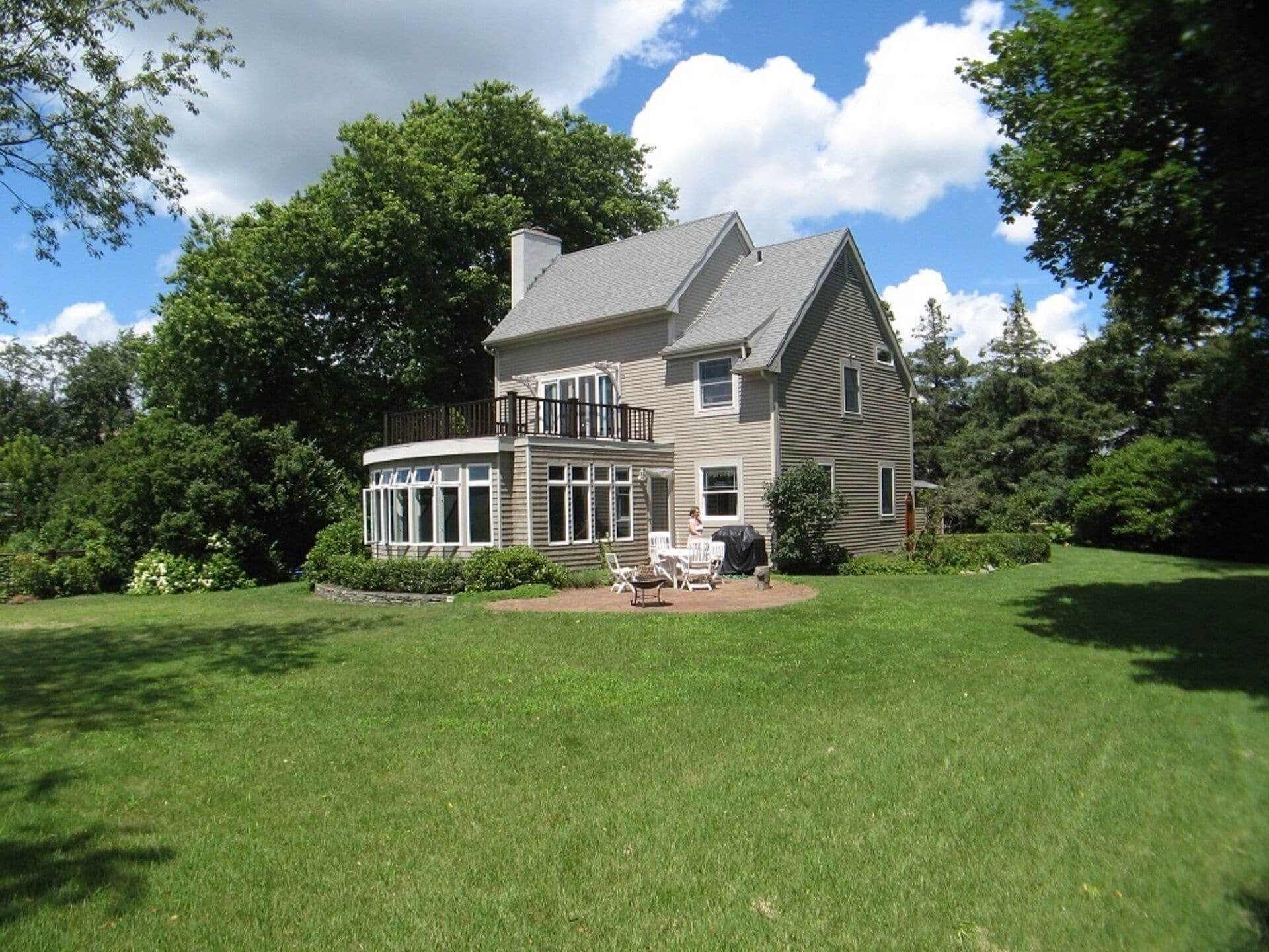 NOW BOOKING 2O23 ~ EAST MATUNUCK BEACH HOUSE - The Stedman House