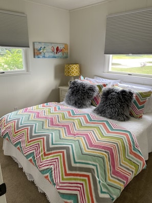 3 bedrooms, travel cot, WiFi, bed sheets