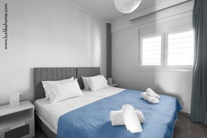 3 Schlafzimmer, Schreibtisch, Bügeleisen/Bügelbrett, WLAN