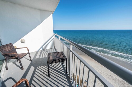 Romantic Honey Moon Suite, Direct Oceanfront,Pools